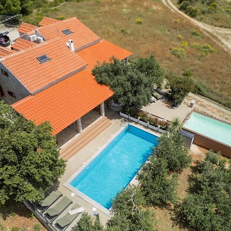 Villas Sole Bol Exteriör bild